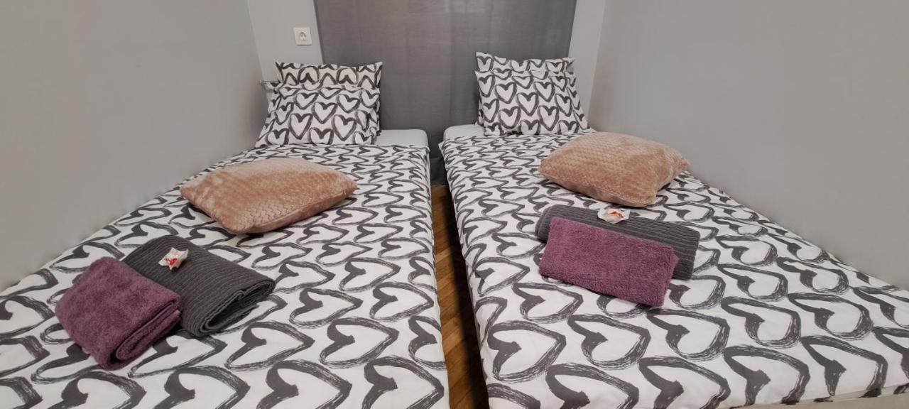 6-pack In The Party District Apartamento *